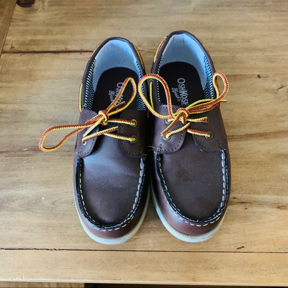 Cute Osh Kosh boat shoes
